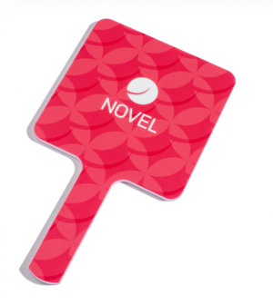 מראה מי בית novel